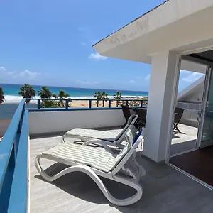 Leme Bedje Sea View - By Bobbywashere Appartement
